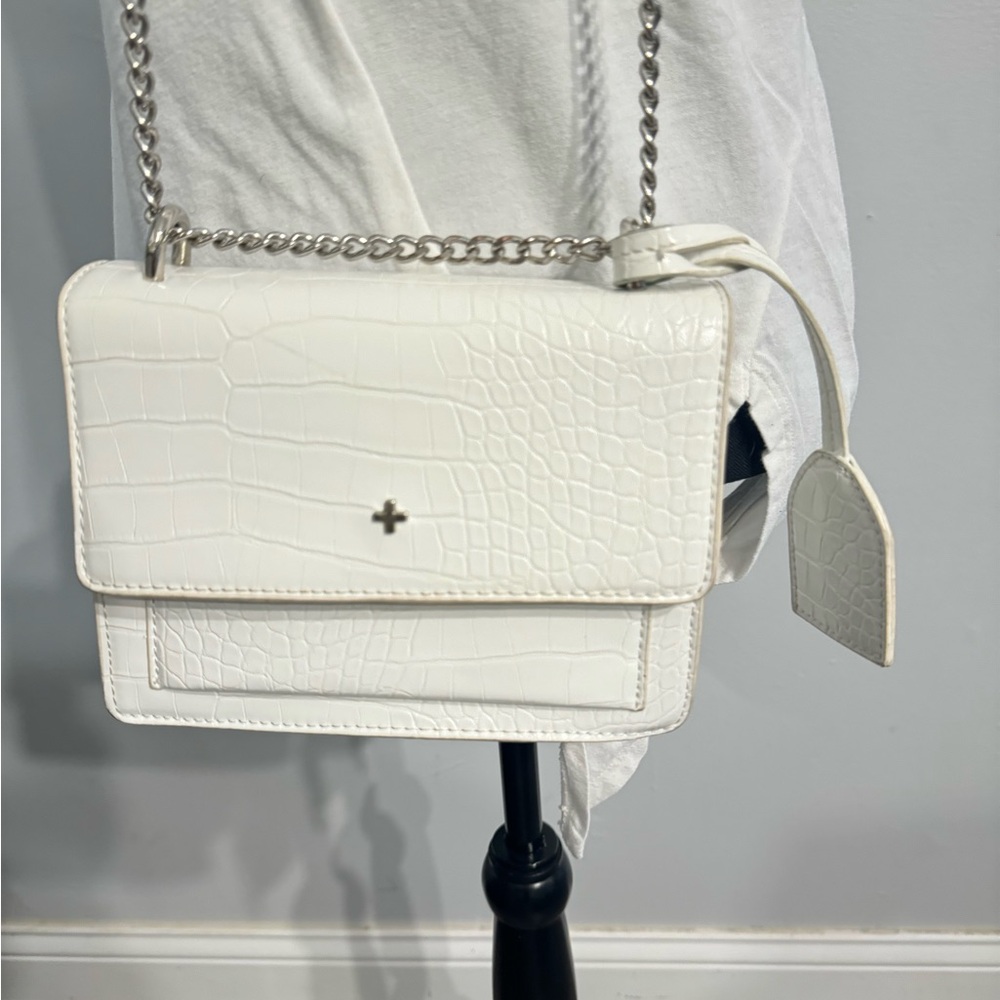 Cream purse with chain strap